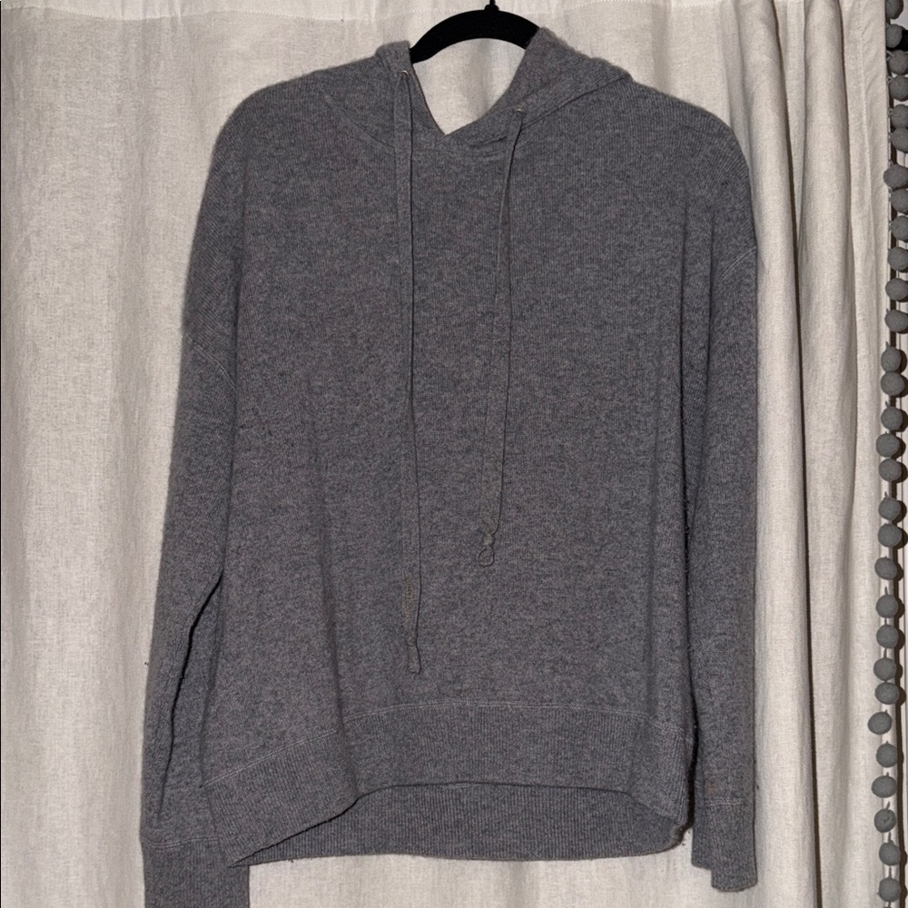 Cashmere Bloomingdale’s sweat set